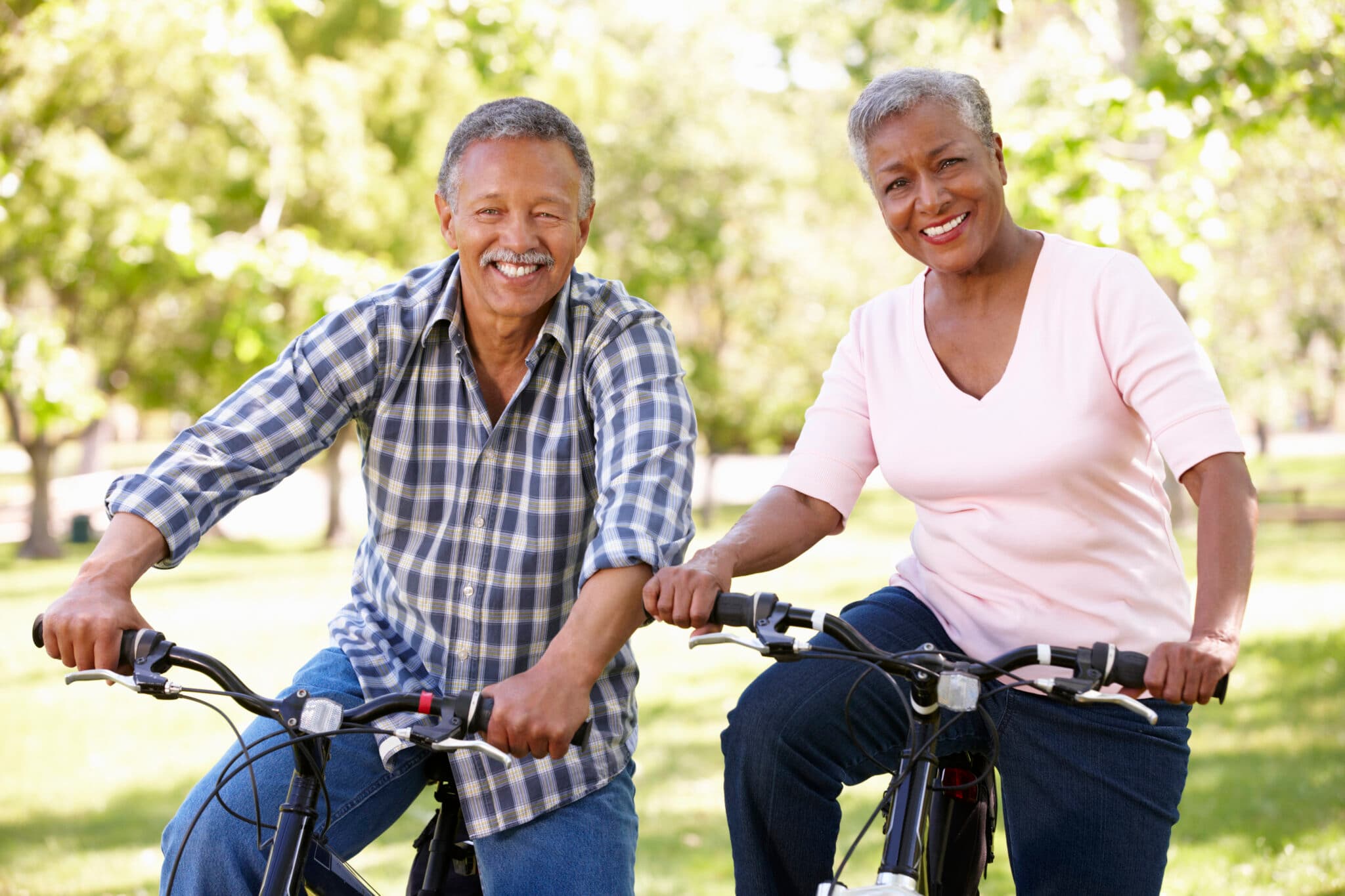 Happy Couple on bicycles.jpg Happy Couple on bicycles.jpg
